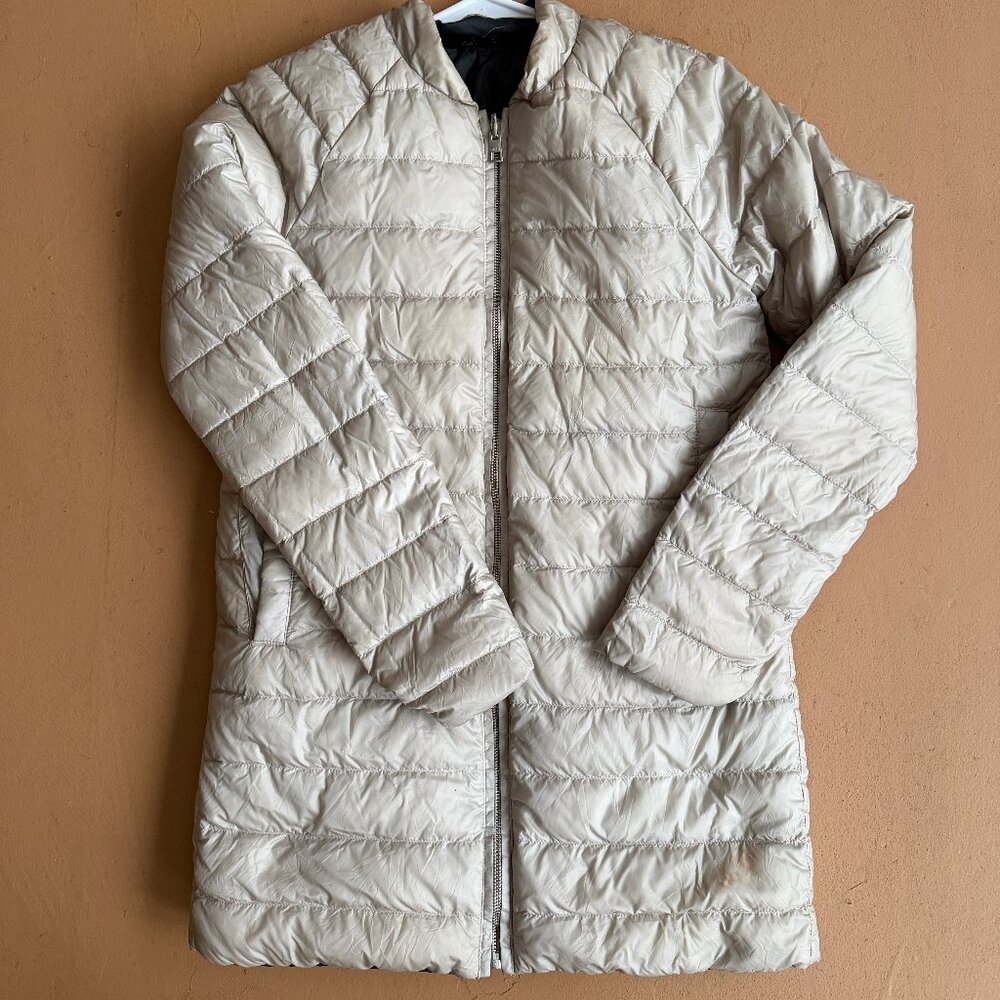 Athleta ReversaWarm Down Coat Jacket Reversible Gray Cream XS Puffer